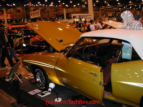 MUSCLE CAR ENTHUSIAST cover car - Glenn Duncan's 1971 Quetzal Gold GTO Convertible