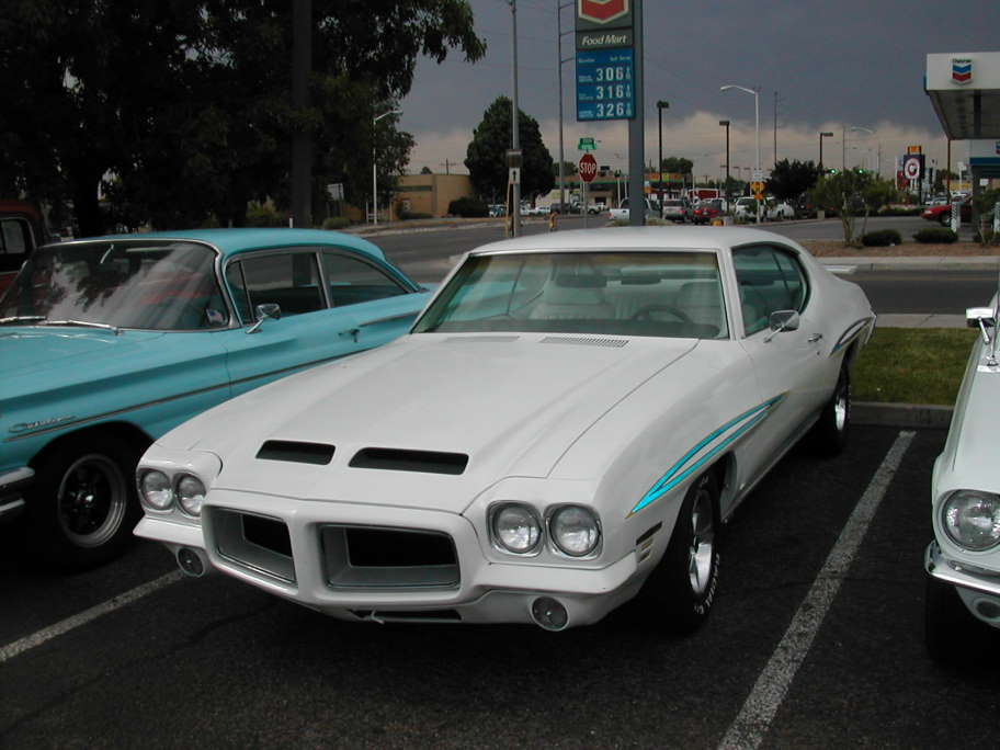 Neat Reflecto Judge Striping sets off this nice 72 GTO.