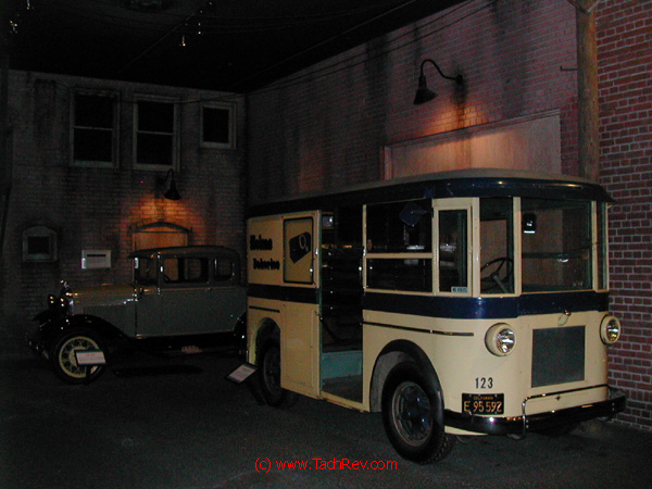 Thirties delivery truck restored to it's former glory