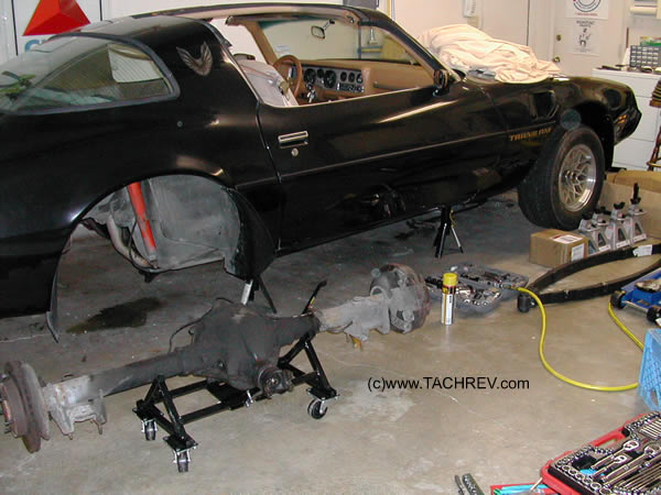 This 'Leaker' rear-end had  been previously worked on by a local shop that didn't know about proper crush sleeve, pinion seal installation....or servicing rear ends at all! Pyle Brothers of Baytown Texas to the rescue!  These photos are of the removal prior to the rebuild.